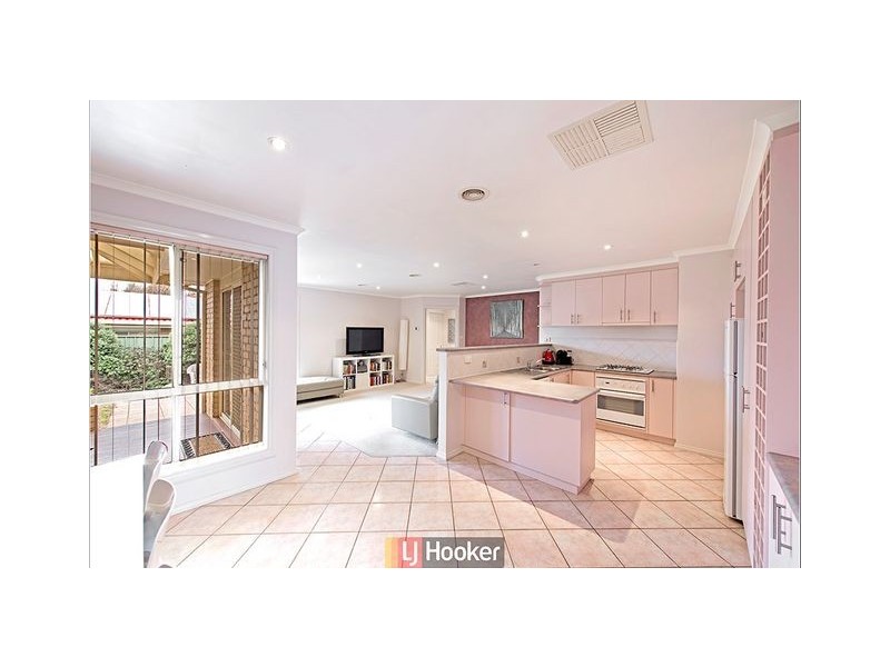 30 Unaipon Avenue, Ngunnawal ACT 2913