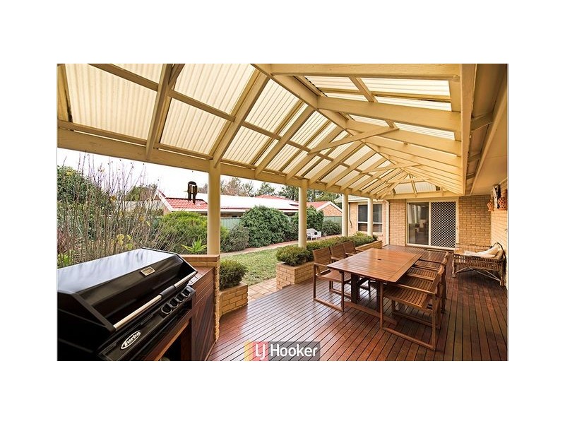 30 Unaipon Avenue, Ngunnawal ACT 2913