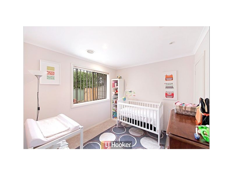 30 Unaipon Avenue, Ngunnawal ACT 2913