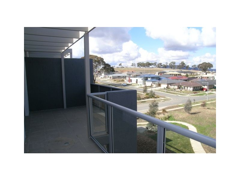100/75 Elizabeth Jolley Street, Franklin ACT 2913