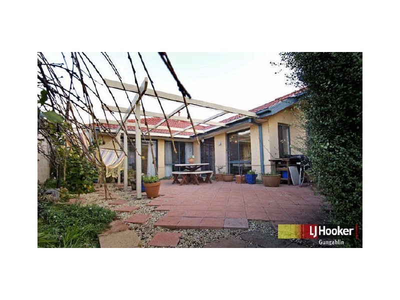 15 Bendora Crescent, Palmerston ACT 2913