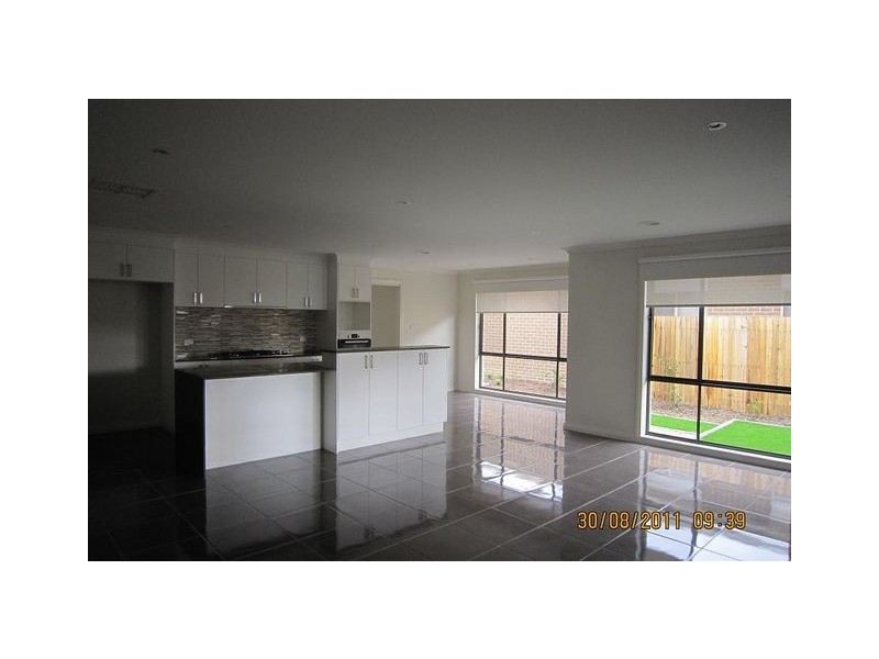 4 Renfree Street, Casey ACT 2913