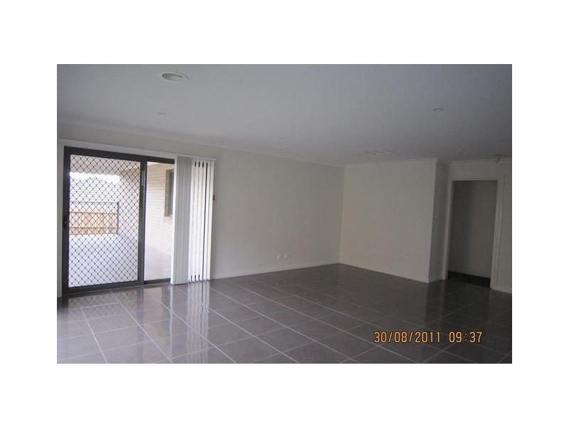 4 Renfree Street, Casey ACT 2913