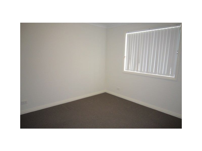 4 Renfree Street, Casey ACT 2913