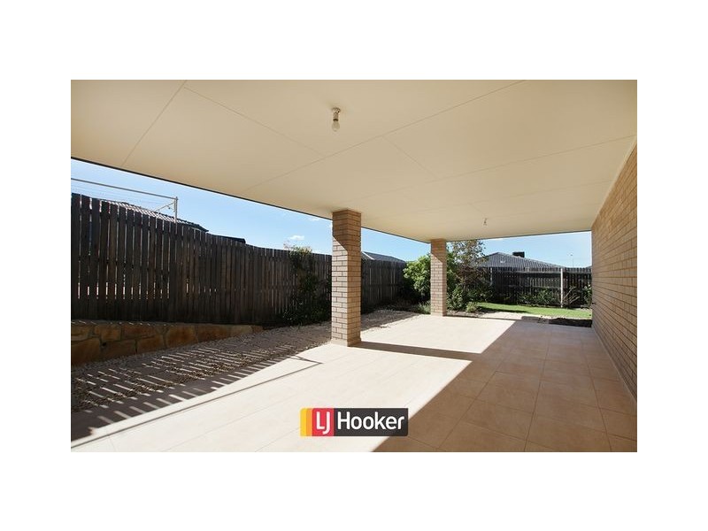 22 Overall Street, Casey ACT 2913