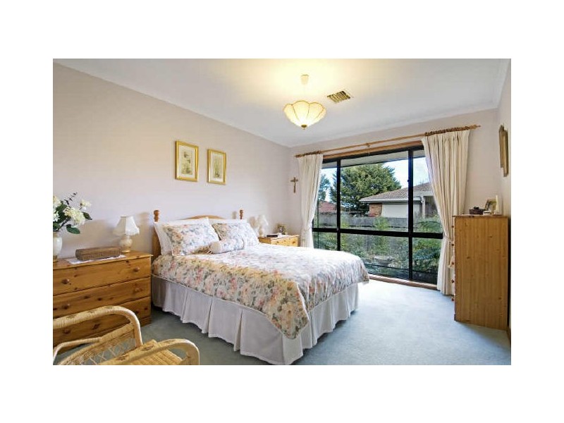 8 Corona Place, Palmerston ACT 2913