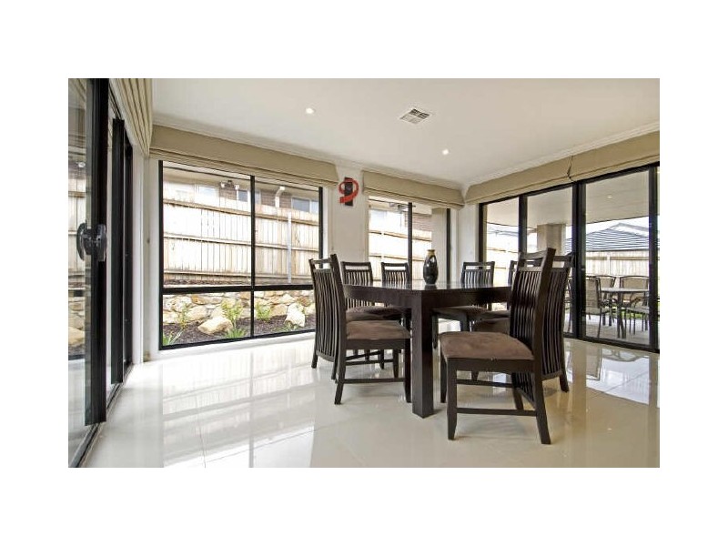 30 Beveridge Street, Forde ACT 2914