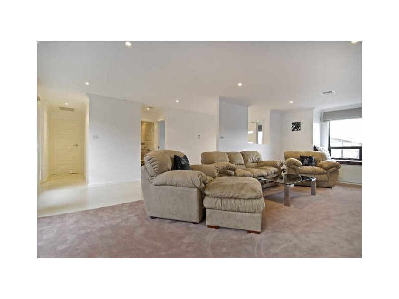 30 Beveridge Street, Forde ACT 2914