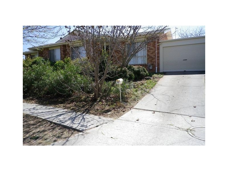 17 Newlop Street, Ngunnawal ACT 2913