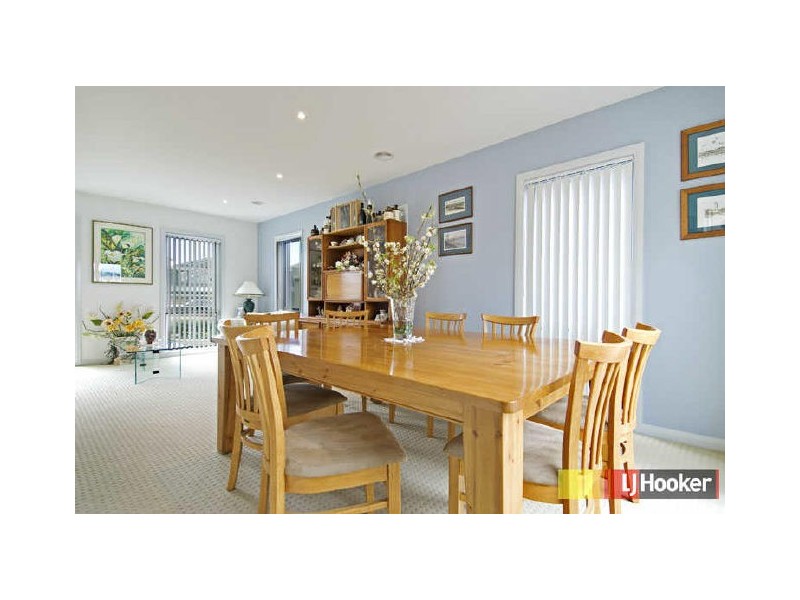 4 De Bortoli Street, Harrison ACT 2914