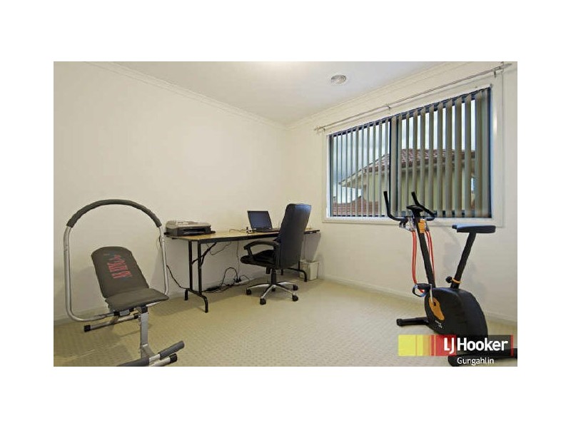 4 De Bortoli Street, Harrison ACT 2914