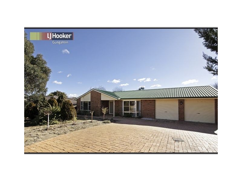 35 Macedon Crescent, Palmerston ACT 2913