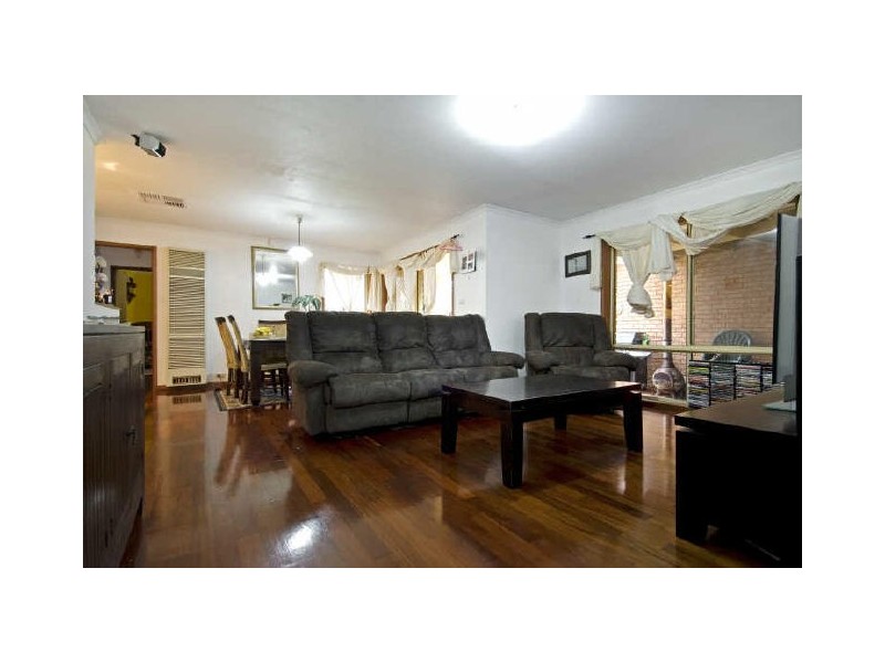 8 Lingiari Court, Ngunnawal ACT 2913