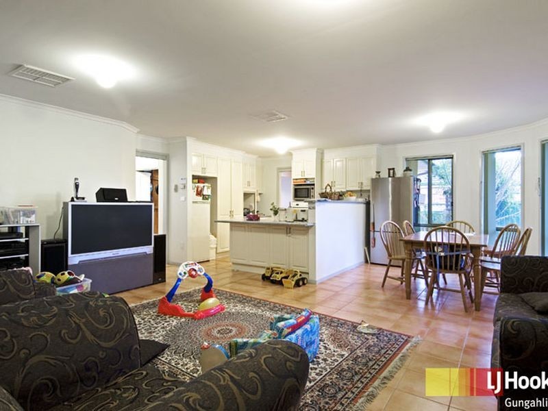 9 Augusta Place, Amaroo ACT 2914