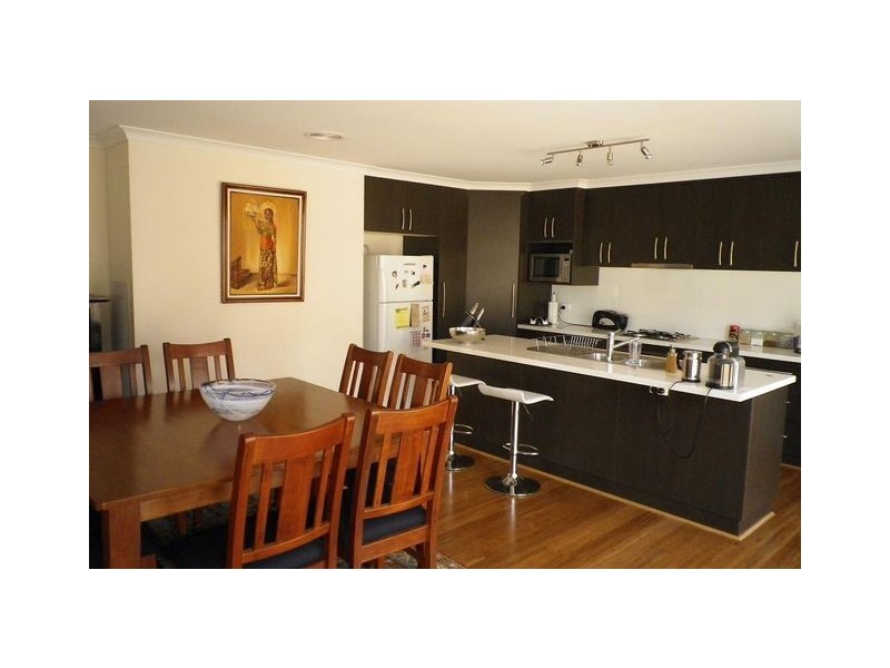 24 Ivy Kent Street, Forde ACT 2914