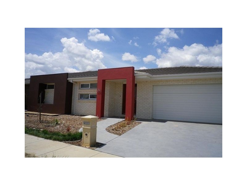 24 Ivy Kent Street, Forde ACT 2914