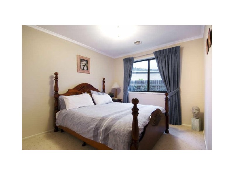 4 Ebeling Court, Nicholls ACT 2913