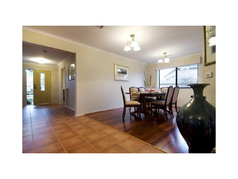 4 Ebeling Court, Nicholls ACT 2913