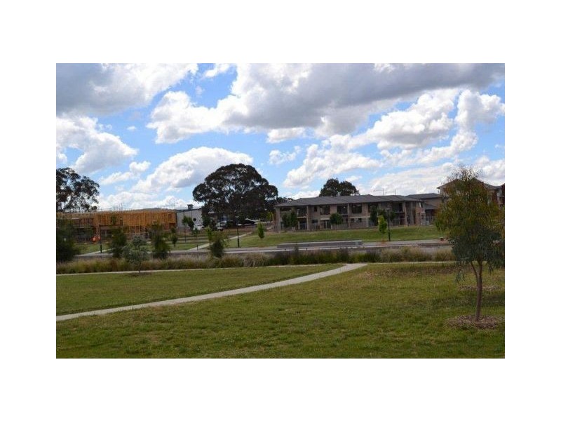 1/11 Dickins Street, Forde ACT 2914