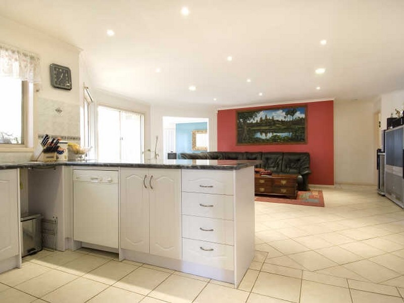 27 Kelleway Avenue, Nicholls ACT 2913