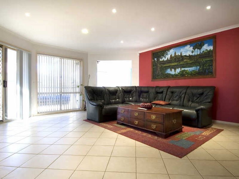 27 Kelleway Avenue, Nicholls ACT 2913