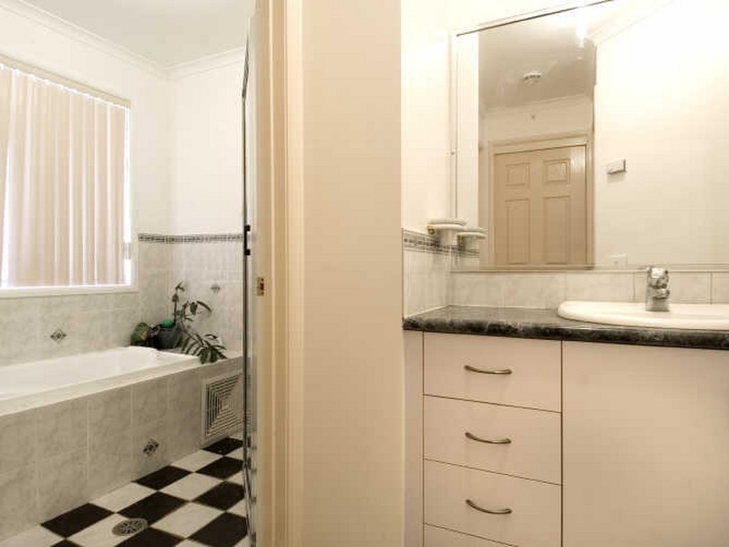 27 Kelleway Avenue, Nicholls ACT 2913