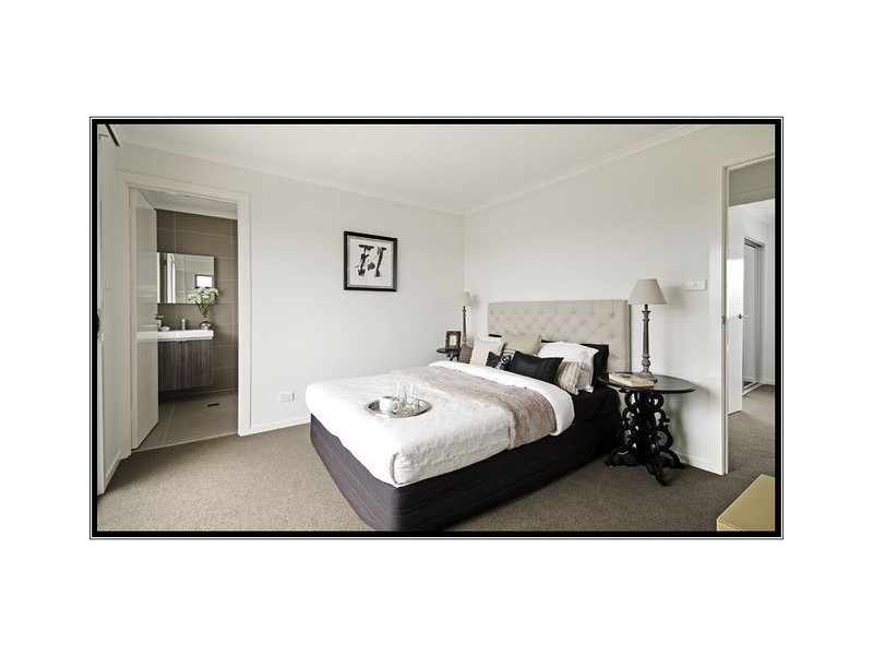73 Donald Horne Circuit, Franklin ACT 2913