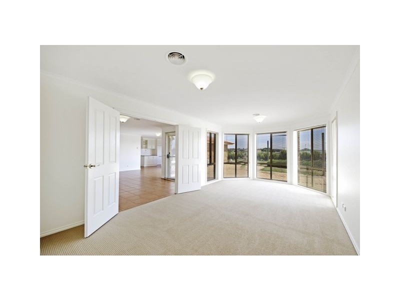 6 Lincoln Place, Murrumbateman NSW 2582
