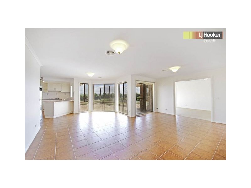 6 Lincoln Place, Murrumbateman NSW 2582