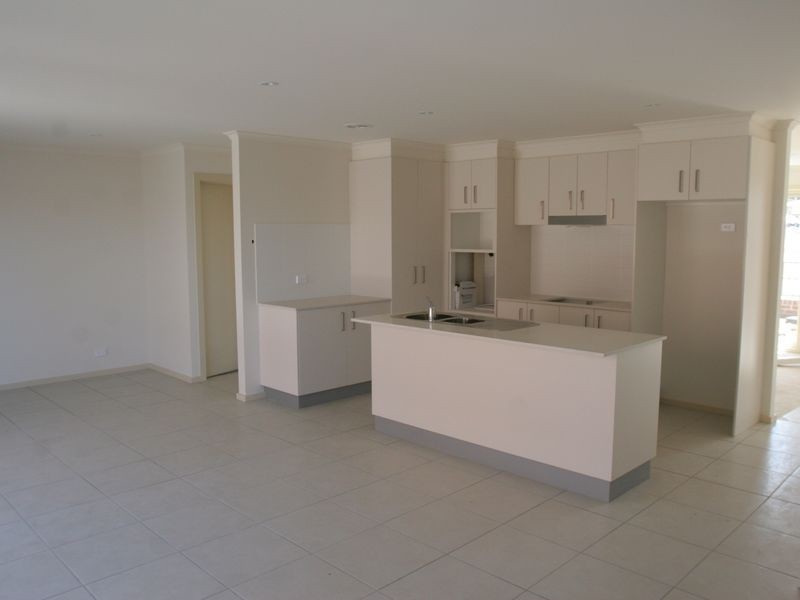 2 Westerman Street, Casey ACT 2913