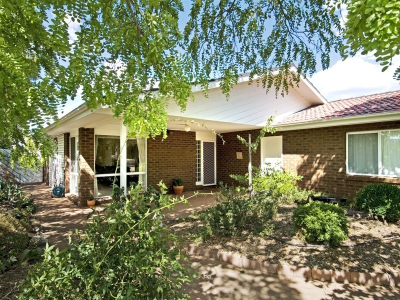 2 Painter Place, Palmerston ACT 2913