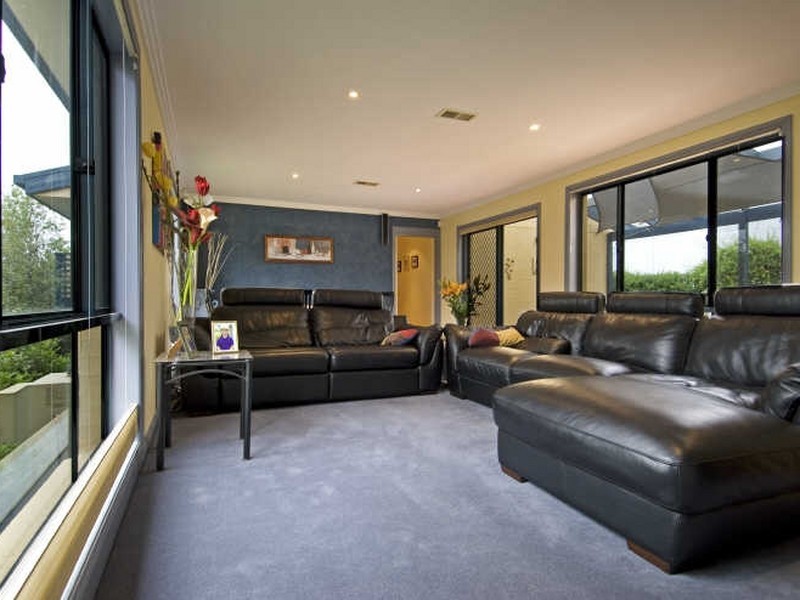 4 Geehi Place, Amaroo ACT 2914