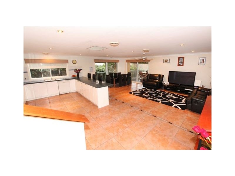 16 Hattersley Court, Nicholls ACT 2913