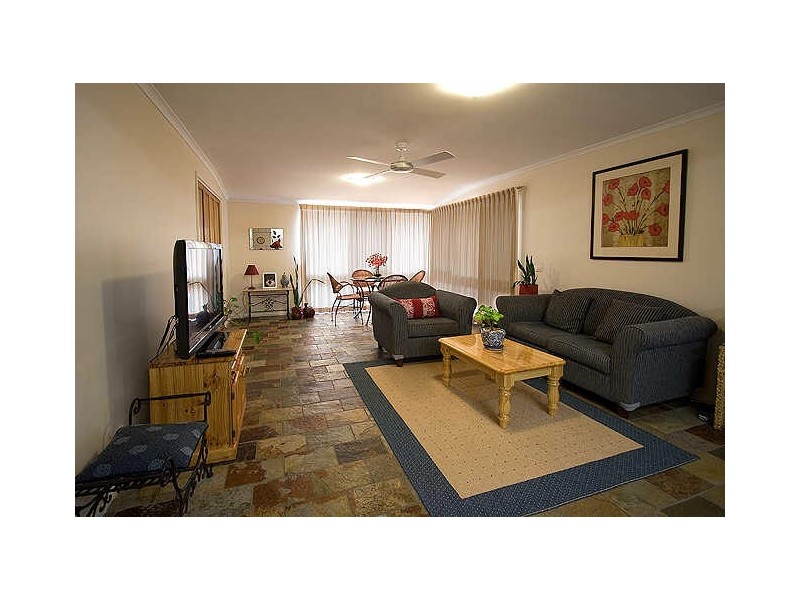 12 Alleyne Close, Macgregor ACT 2615