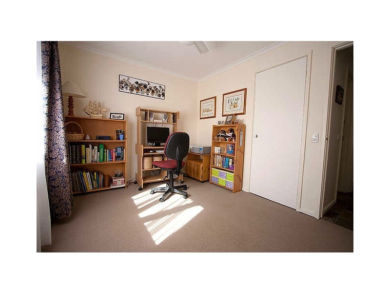 12 Alleyne Close, Macgregor ACT 2615