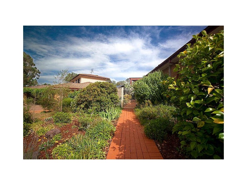 12 Alleyne Close, Macgregor ACT 2615