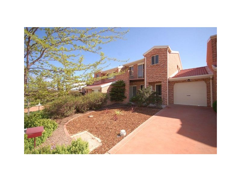 22 Burraly Court, Ngunnawal ACT 2913