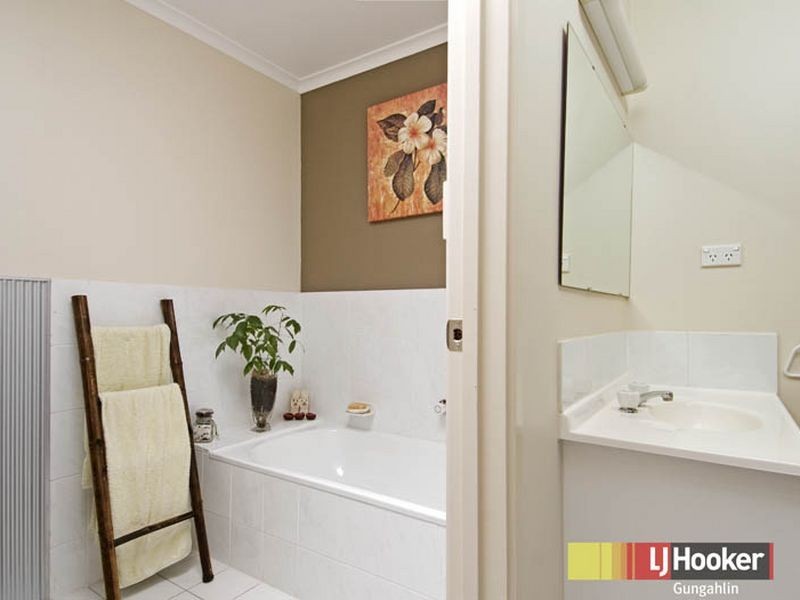 2 Yerra Court, Ngunnawal ACT 2913