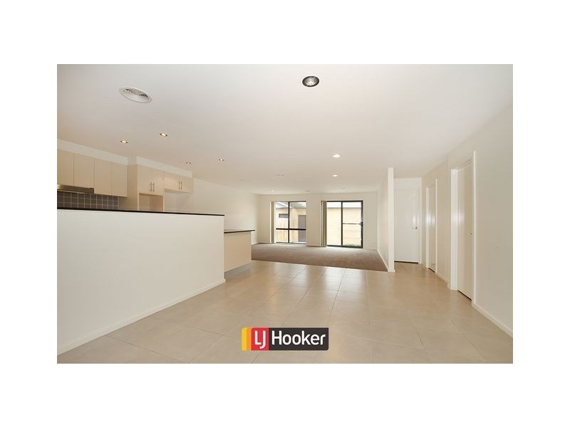 363 Anthony Rolfe Avenue, Gungahlin ACT 2912