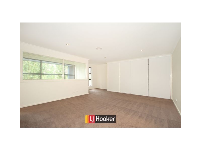 363 Anthony Rolfe Avenue, Gungahlin ACT 2912