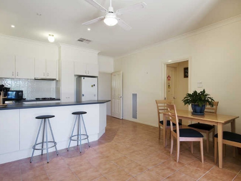 8 Lind Close, Fraser ACT 2615