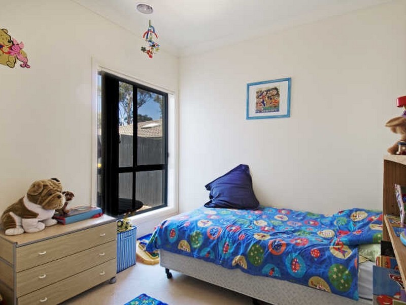 8 Lind Close, Fraser ACT 2615