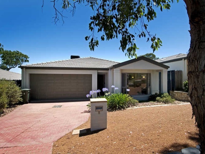8 Lind Close, Fraser ACT 2615