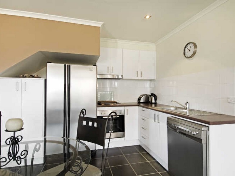 325 Anthony Rolfe Avenue, Gungahlin ACT 2912