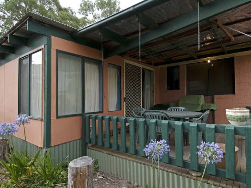 8 Lindrum Crescent, Holt ACT 2615