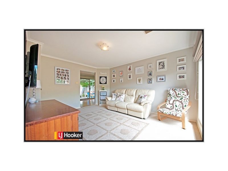 8 Saxby Close, Amaroo ACT 2914