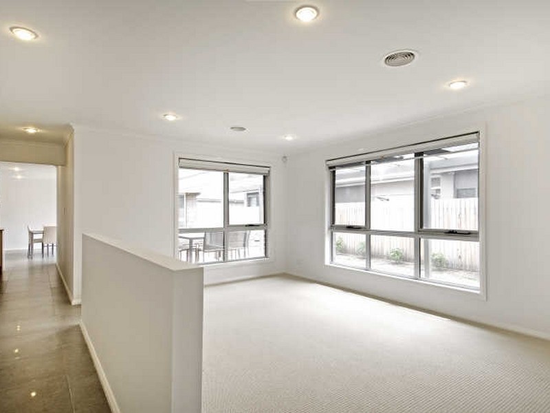 59 Amy Ackman Street, Forde ACT 2914