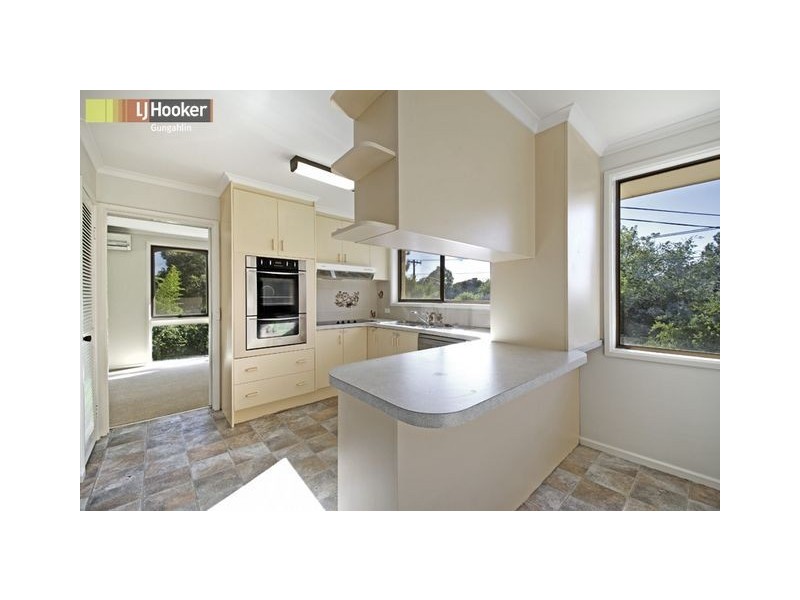 15 Cumpston Place, Macgregor ACT 2615