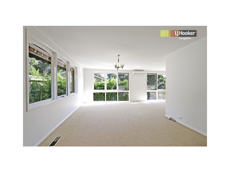 15 Cumpston Place, Macgregor ACT 2615