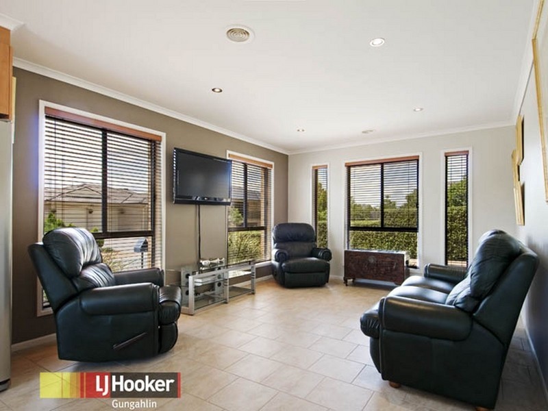 15 McHenry Street, Amaroo ACT 2914